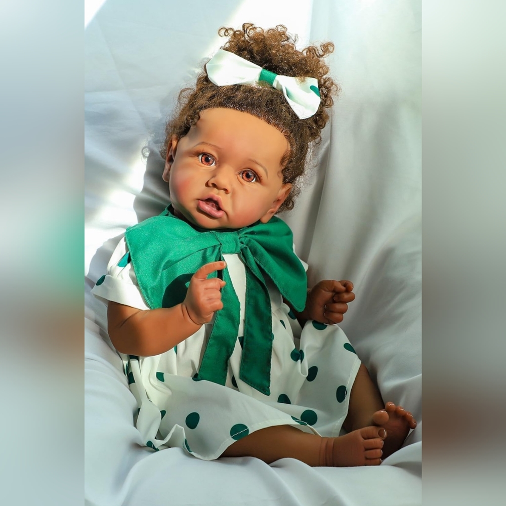 23-inch realistic silicone vinyl dolls, reborn baby doll for children.